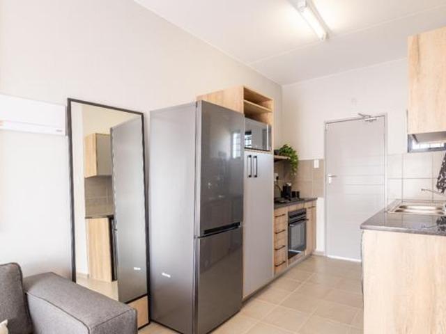 2 Bedroom Apartment in Kameeldrift East
