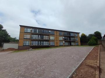 2 Bedroom Apartment in Kloofendal