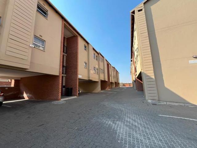 2 Bedroom Apartment in Kosmosdal