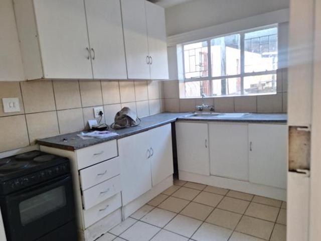 2 Bedroom Apartment in Luipaardsvlei