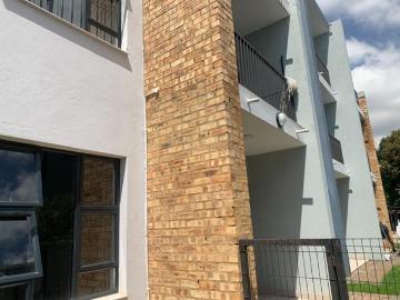 2 Bedroom Apartment in Lyttelton Manor