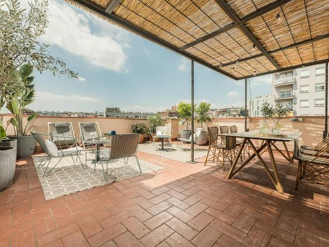 2 Bedroom Apartment in Les Corts with Rooftop Terrace, Barcelona Amsterdam Apartments for Rent