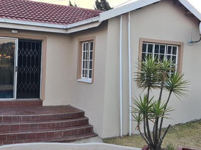 2 Bedroom Apartment in Lindhaven