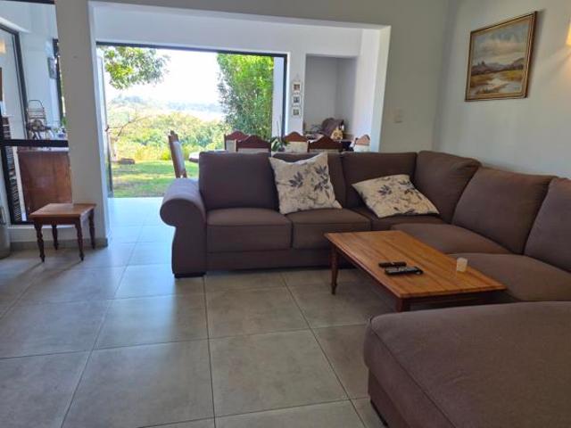 2 Bedroom Apartment in Palm Lakes Estate