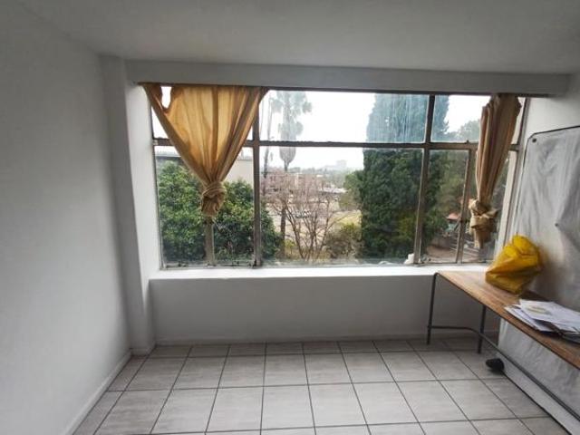 2 Bedroom Apartment in Park West
