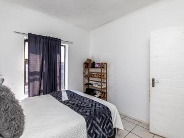 2 Bedroom Apartment in Parklands