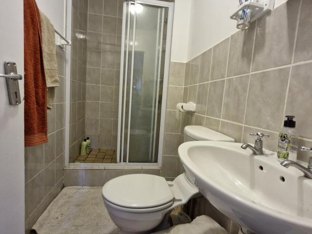 2 Bedroom Apartment in Parklands