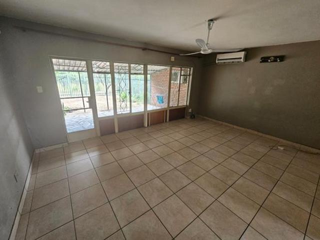 2 Bedroom Apartment in Phalaborwa