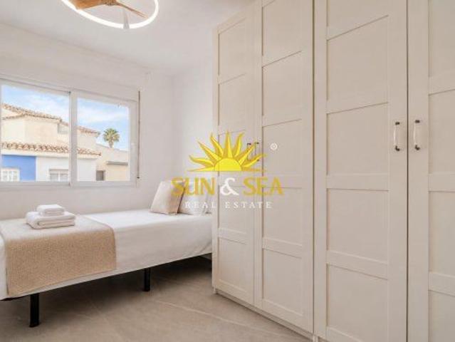 2 BEDROOM APARTMENT IN PILAR DE LA HORADADA
