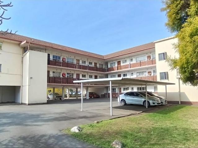2 Bedroom Apartment in Pinetown Central