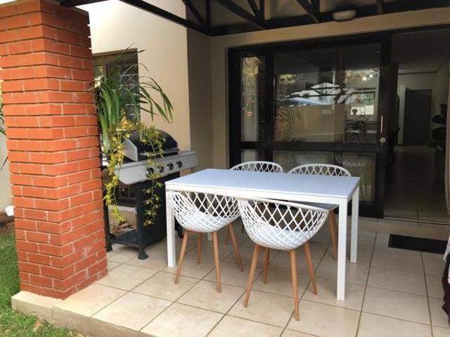 2 Bedroom Apartment in Pineslopes