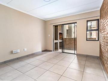 2 Bedroom Apartment in Pomona