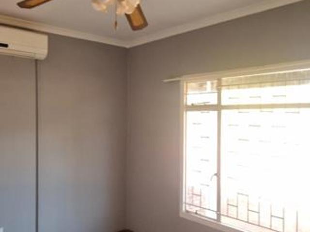 2 Bedroom Apartment in Postmasburg