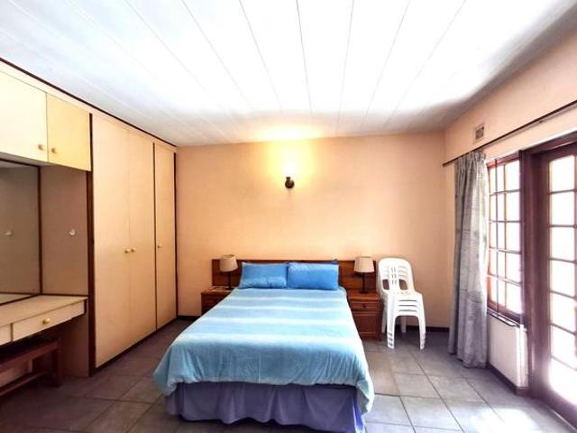 2 Bedroom Apartment in Port Edward