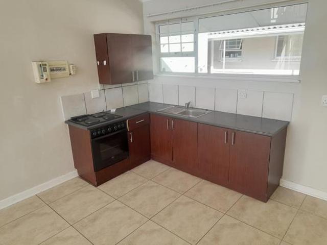 2 Bedroom Apartment in Port Elizabeth Central