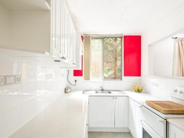2 Bedroom Apartment in Quiet Location