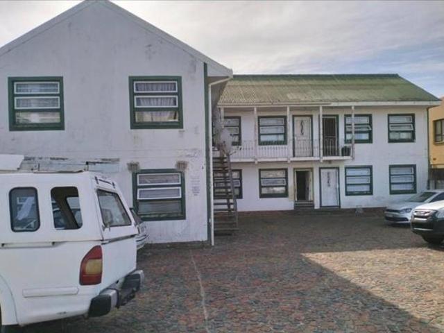 2 Bedroom Apartment in Quigney