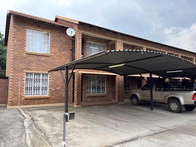 2 Bedroom Apartment in Rustenburg Central