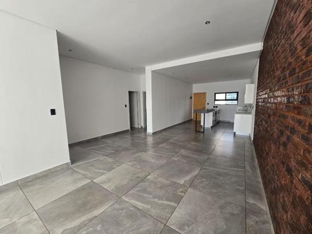 2 Bedroom Apartment in Rynfield Ah