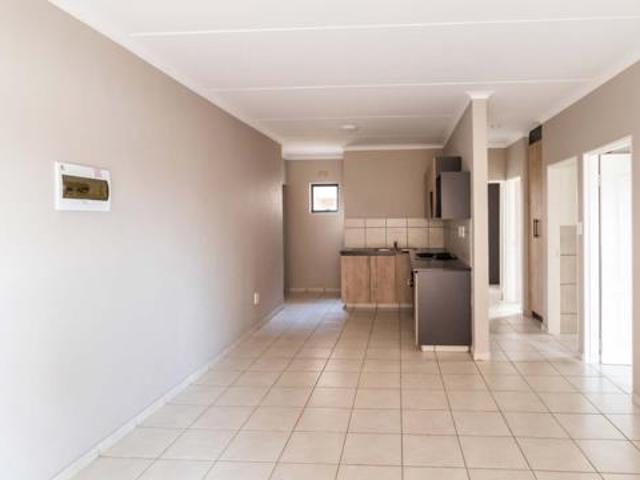 2 Bedroom Apartment in Rynfield Ah
