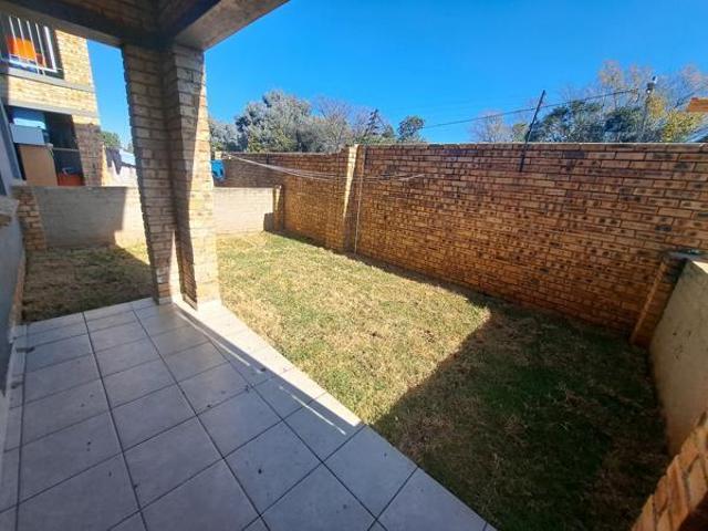 2 Bedroom Apartment in Rynfield Ah