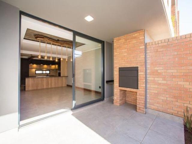 2 Bedroom Apartment in Rynfield