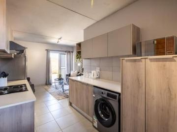 2 Bedroom Apartment in Randburg Central