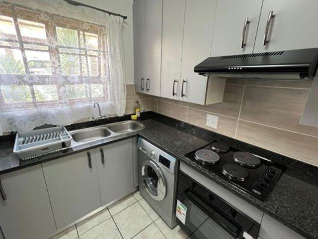 2 Bedroom Apartment in Riverside Park