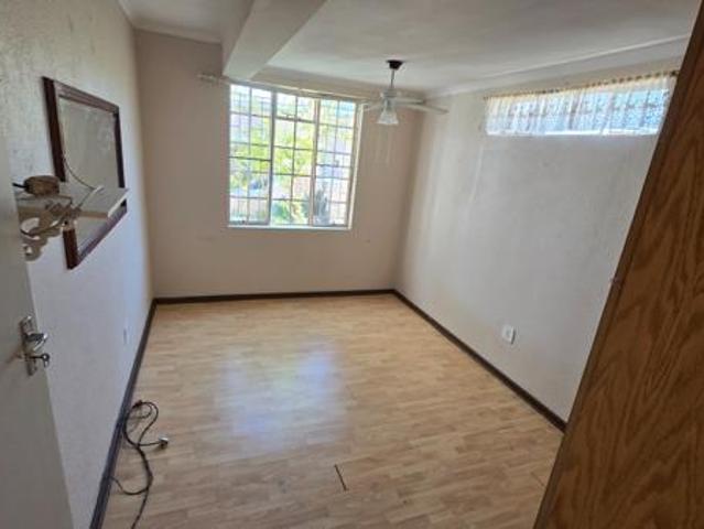 2 Bedroom Apartment in Rooiberg