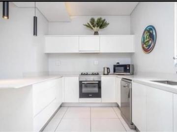 2 Bedroom Apartment in Rosebank