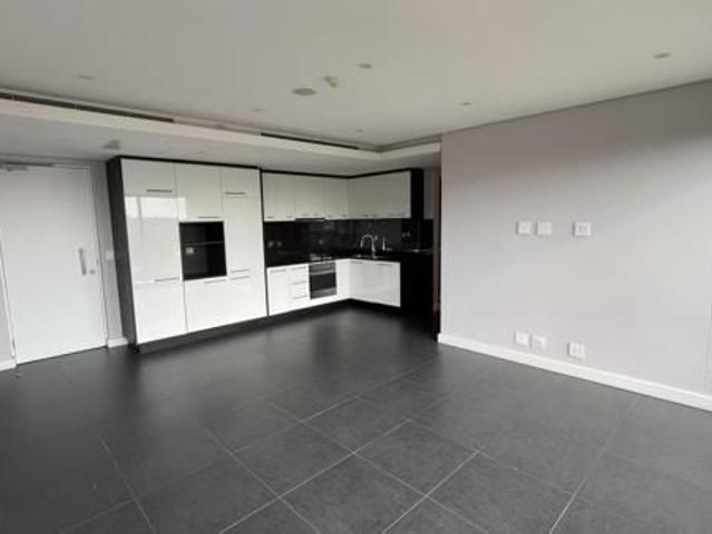 2 Bedroom Apartment in Rosebank