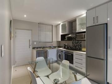 2 Bedroom Apartment in Rosebank