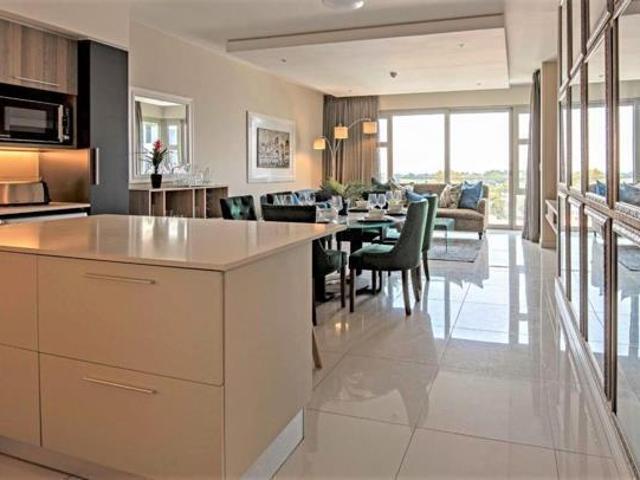 2 Bedroom Apartment in Rosebank