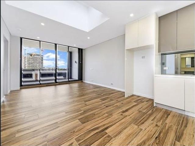 2 Bedroom Apartment in Rosebery