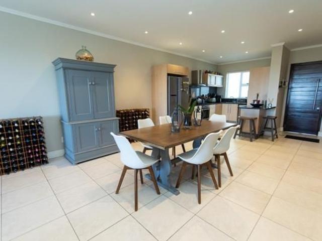 2 Bedroom Apartment in St Georges Park