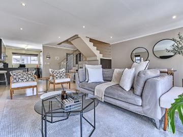 2 Bedroom Apartment in Strathavon