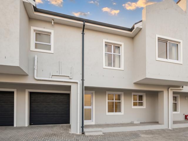 2 Bedroom Apartment in Struisbaai