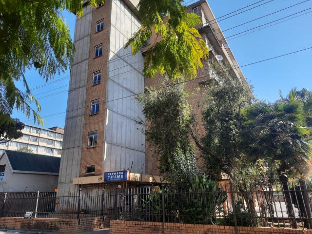 2 Bedroom Apartment in Sunnyside