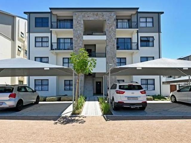 2 Bedroom Apartment in Sunningdale