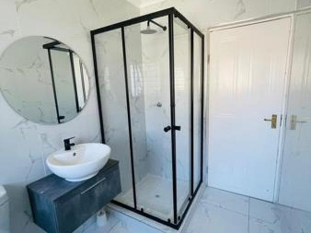 2 Bedroom Apartment in Sunninghill
