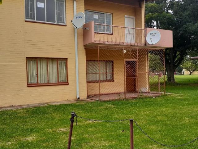 2 Bedroom Apartment in Sasolburg Central