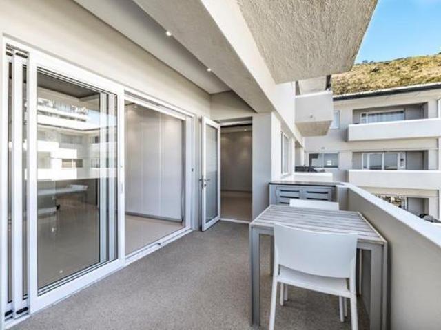 2 Bedroom Apartment in Sea Point