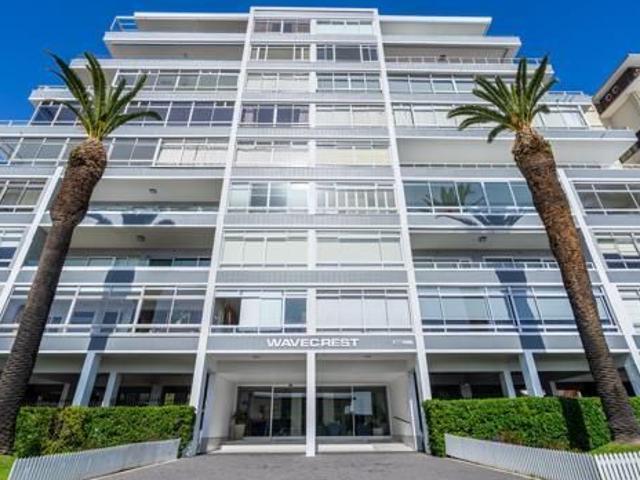 2 Bedroom Apartment in Sea Point