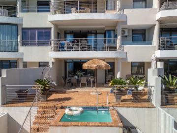 2 Bedroom Apartment in Sea Point