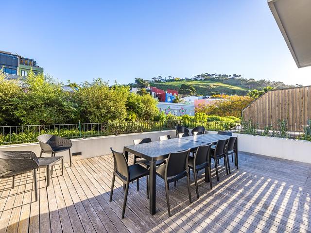2 Bedroom Apartment in Sea Point