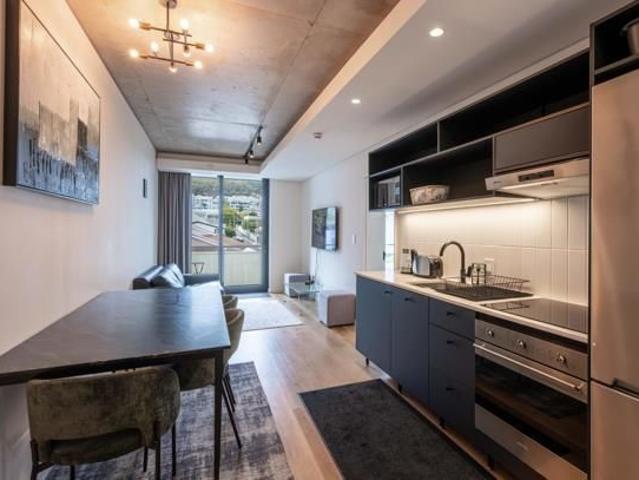 2 Bedroom Apartment in Sea Point