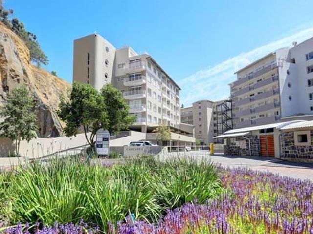 2 Bedroom Apartment in Tyger Valley
