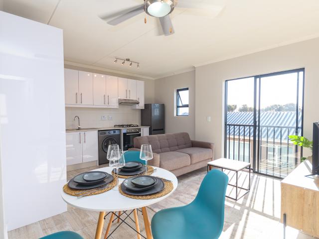 2 Bedroom Apartment in Table View