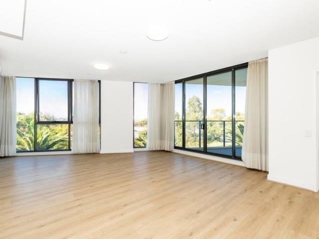 2 Bedroom Apartment in the Heart of Wolli Creek For Sale