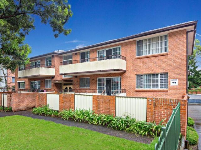 2 Bedroom Apartment In the Heart of Burwood!